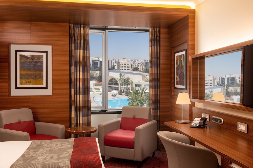 Standard Room, 2 Twin Beds, Smoking (Top Floor) - Photo 2