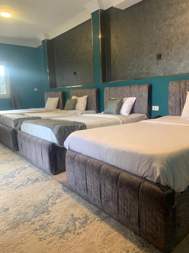 Standard Quadruple Room photo 3