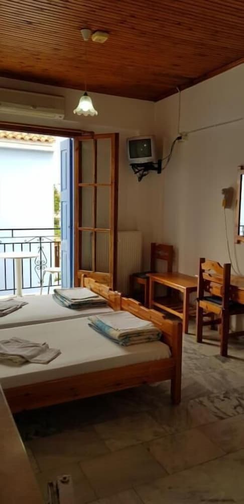 Deluxe Double or Twin Room, Balcony, Courtyard View photo 1