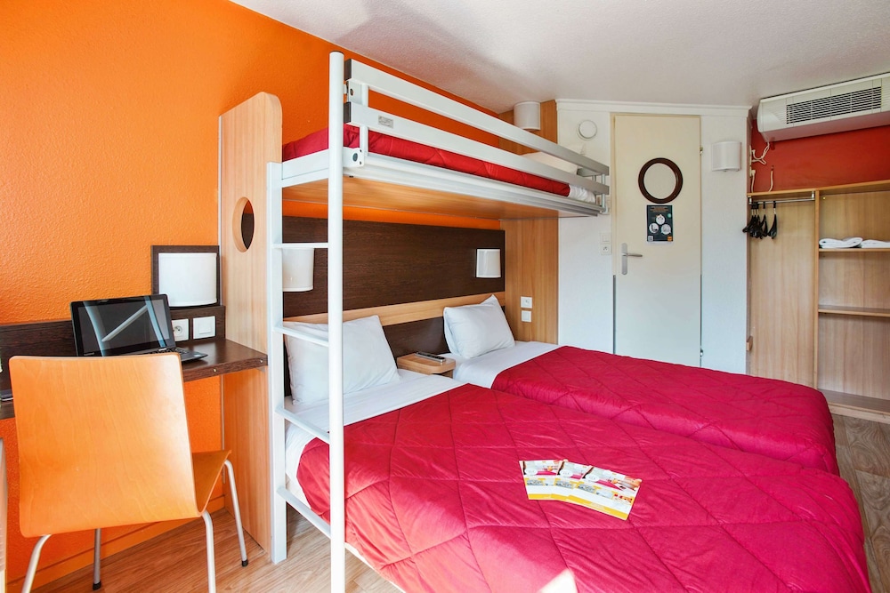 Standard Room, 3 Twin Beds