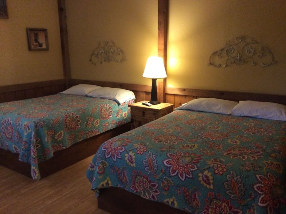 Cabin, 2 Double Beds photo 1