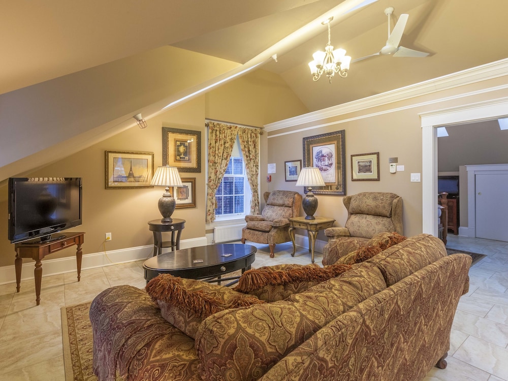 Executive Penthouse, 1 Bedroom, Kitchen, Harbor View photo 3