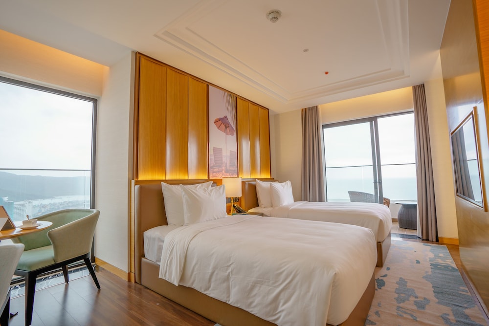 Premium Oceanview Twn photo 1
