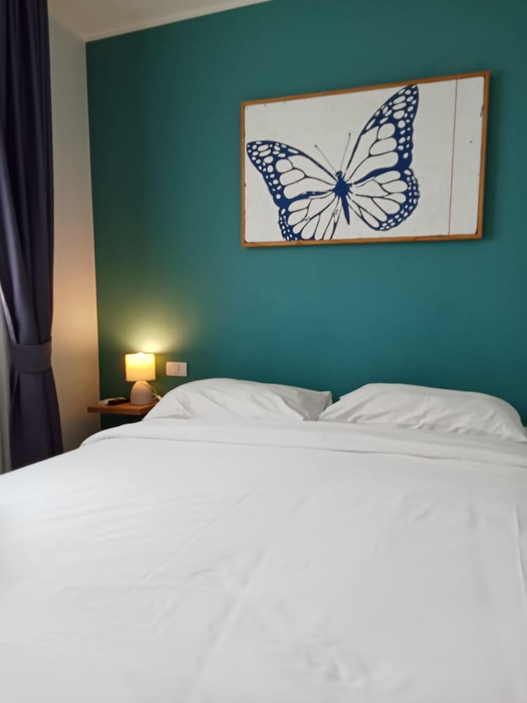 Apartment, 2 Bedrooms, Balcony photo 1
