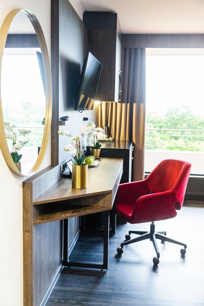 Comfort room with forest view - Photo 4