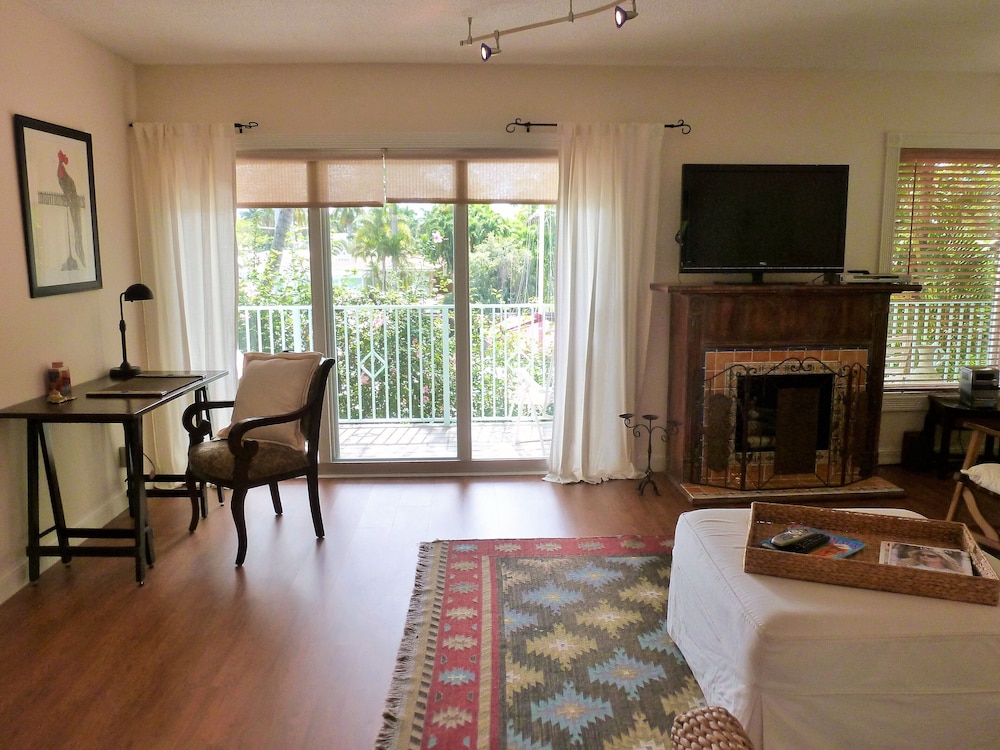 Santa Fe Suite - 2 bedroom 1 King Bed and 1 Queen Bed