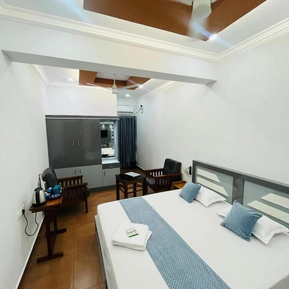 Deluxe Double Room photo 2