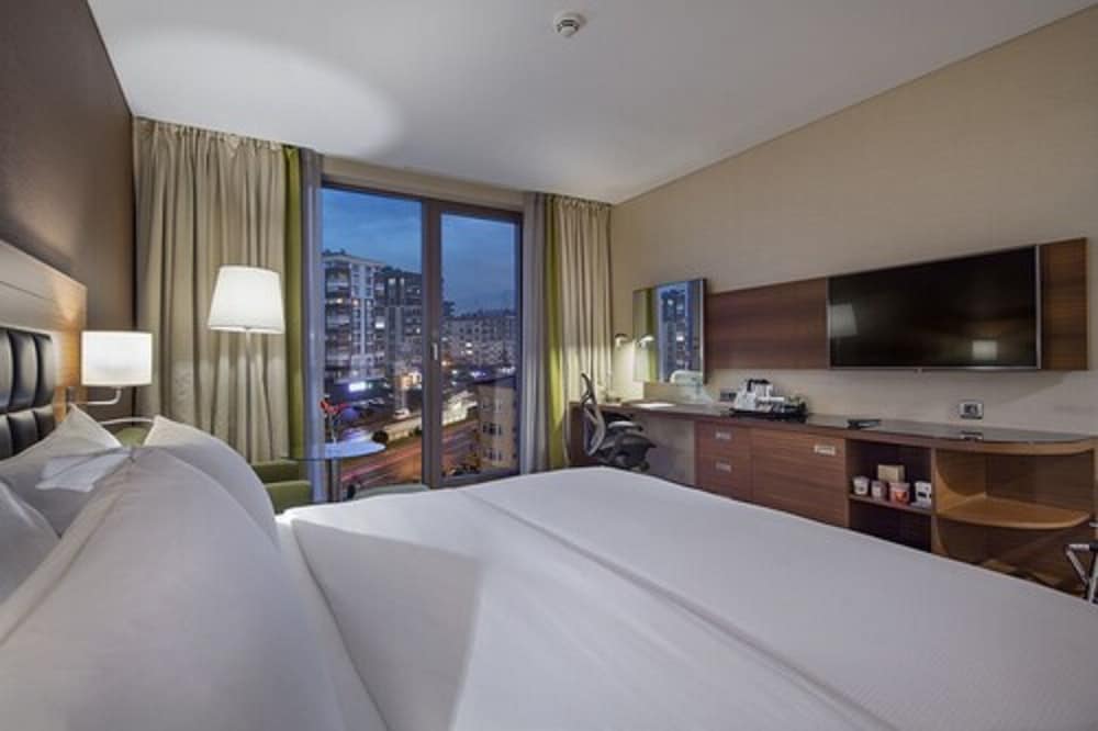 Deluxe Room, 1 King Bed
