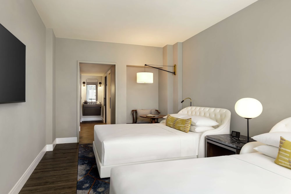 Room, 2 Queen Beds, Accessible, City View (Mobility & Hearing, Roll-in Shower) - Photo 1