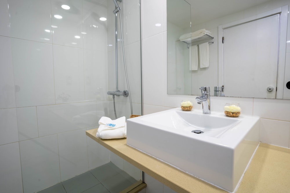 Double Room, City View - Photo 10