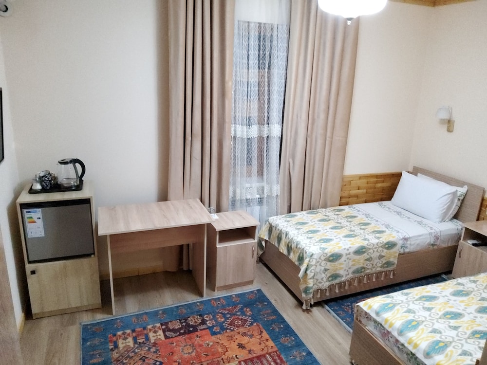 Standard Twin Room photo 3