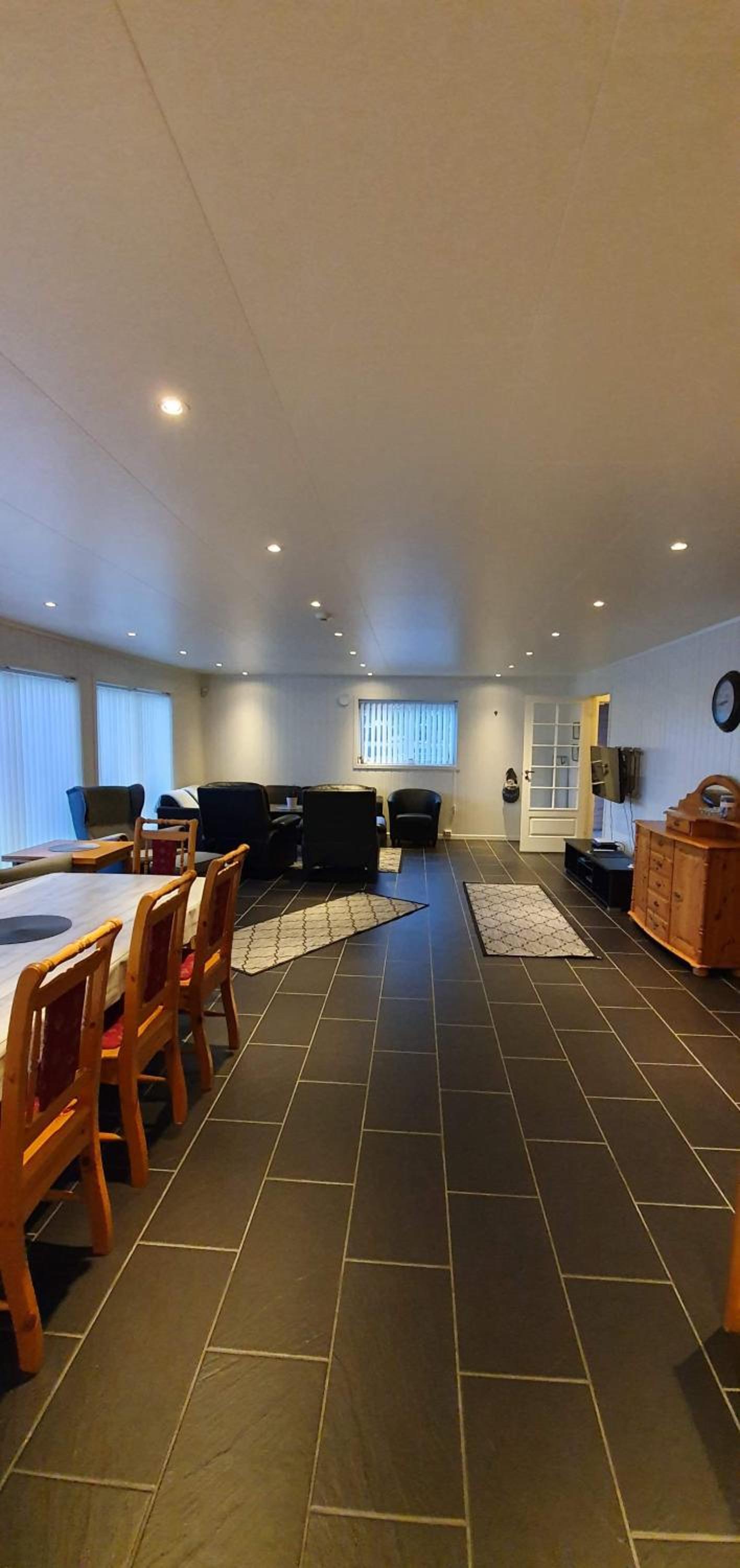 Four-Bedroom House photo 1
