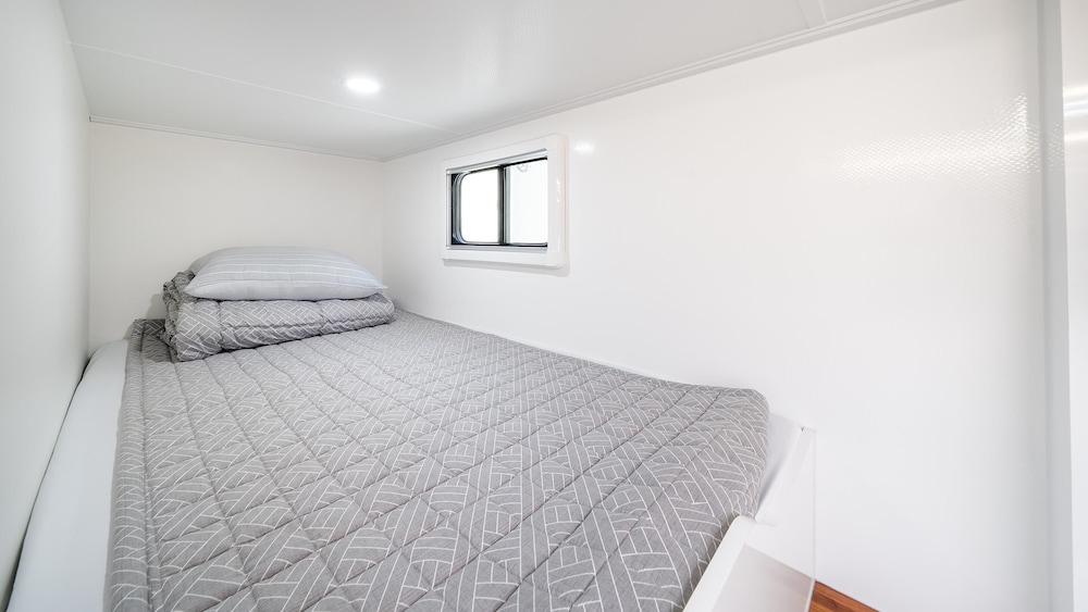 Basic Room, 1 Bedroom (Caravan 1(Private Terrace / no pets)) - Photo 2