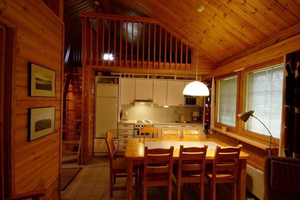 Standard Cottage