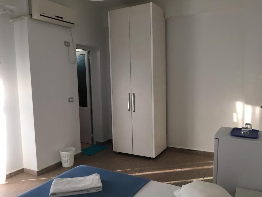 Basic Double Room