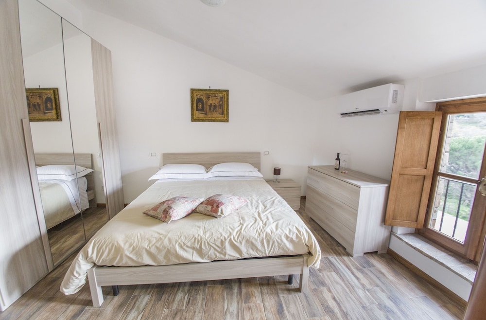 Duplex, 1 Bedroom photo 1