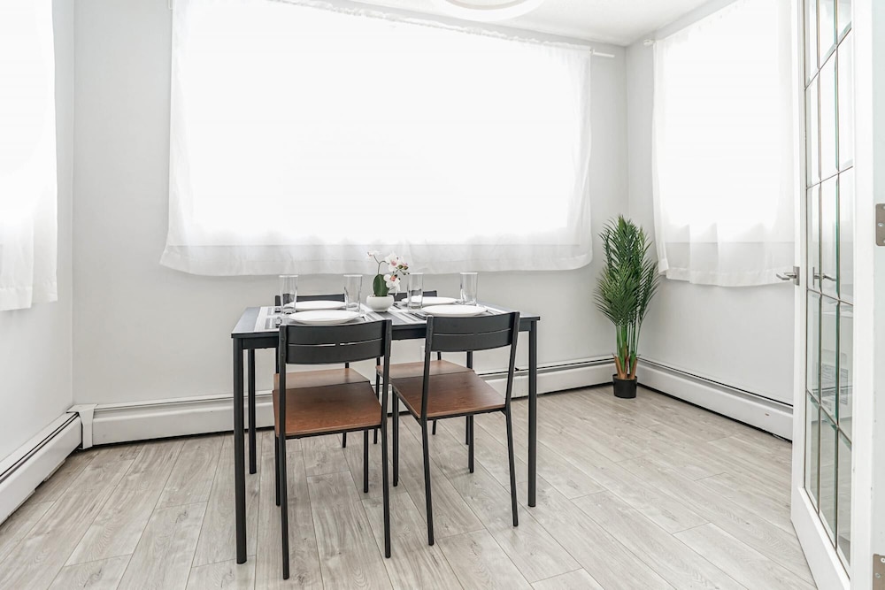 Cozy Condo w Parking Wifi Coffee - 5min2stampede, Billede 20