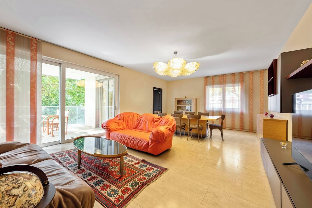 Luxurious Lugano Apartment With City Views, 사진 64