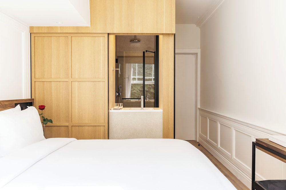 City Double Room photo 2