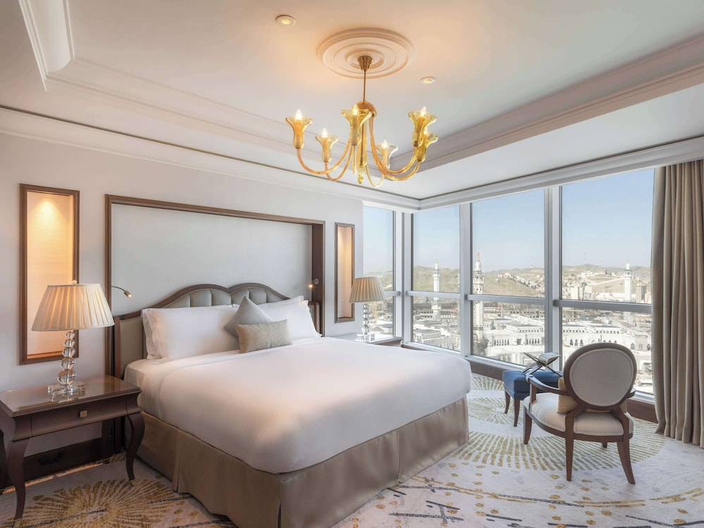 Signature Suite, 1 Bedroom (Partial Kaaba View) - Photo 9