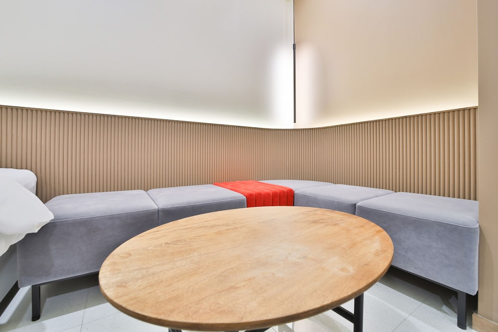 Executive Room - Photo 5