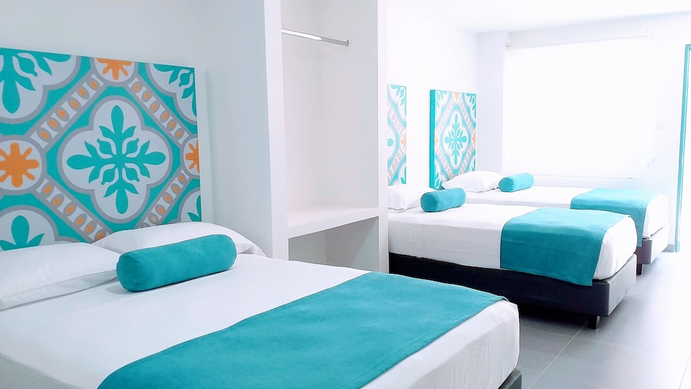 Triple Room, Multiple Beds photo 2