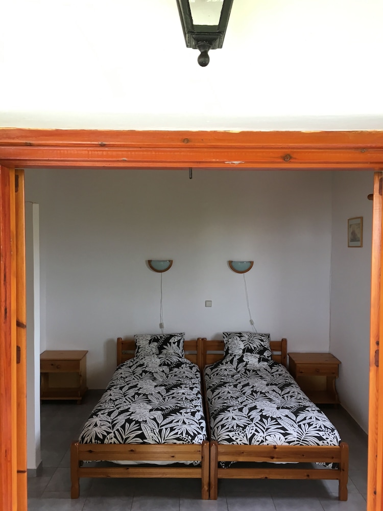 Family Apartment, Multiple Beds, Partial Sea View photo 1