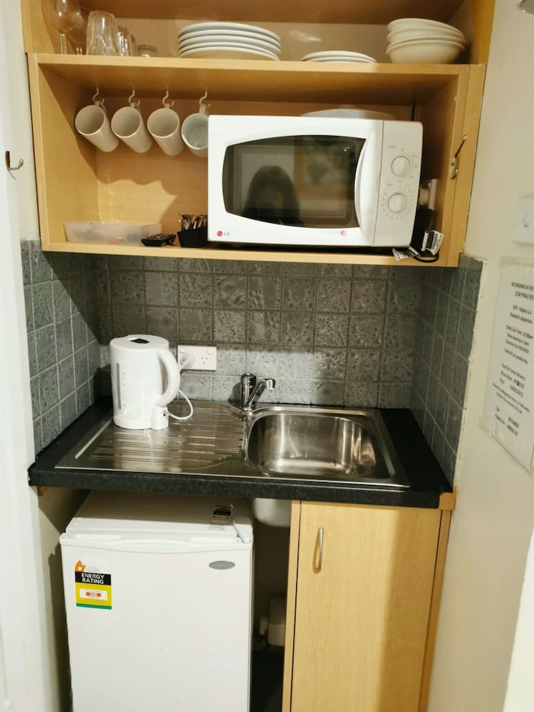 Standard Suite, 2 Bedrooms, Non Smoking, Kitchenette photo 2