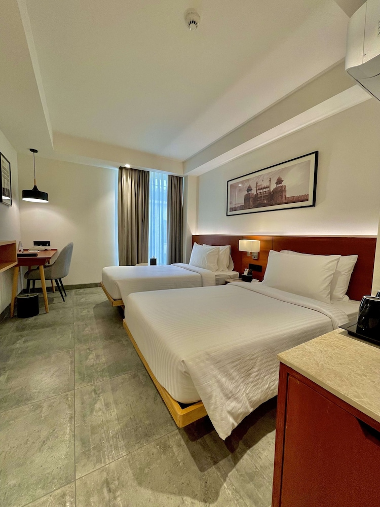 Superior Room, 2 Twin Beds, Non Smoking - Photo 3