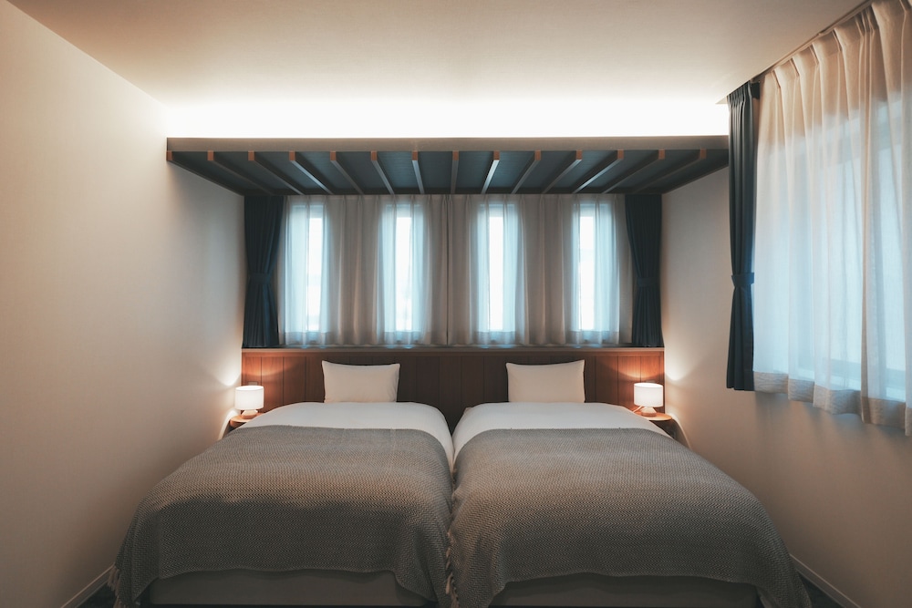 Superior Twin Room - Photo 13