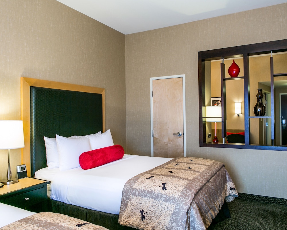 Suite, Multiple Beds, Accessible, Non Smoking - Photo 4