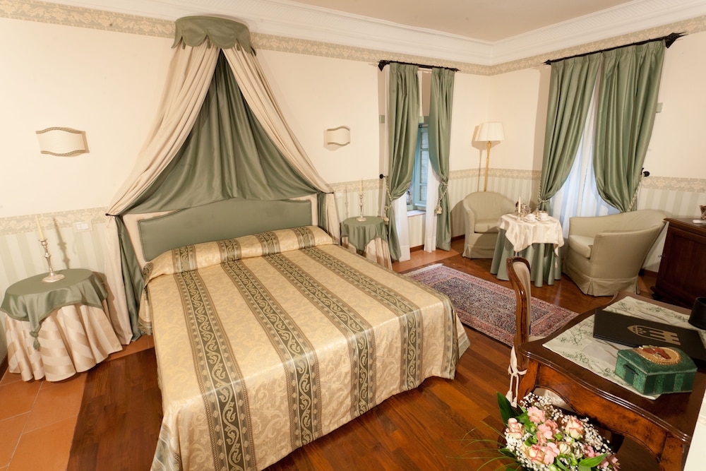 Suite, Terrace
