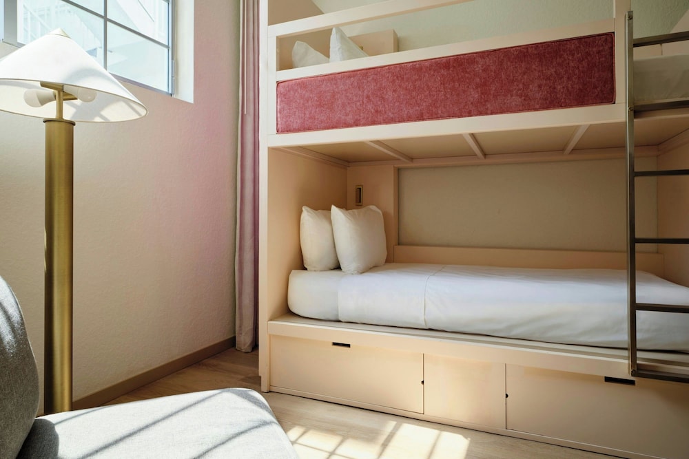 Room, 2 Twin Beds