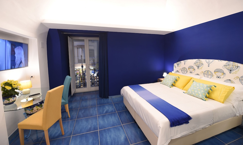 Standard Double or Twin Room photo 2