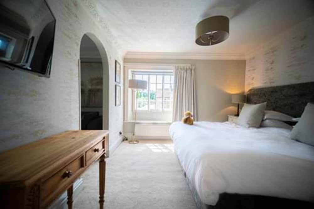 Deluxe Suite photo 3