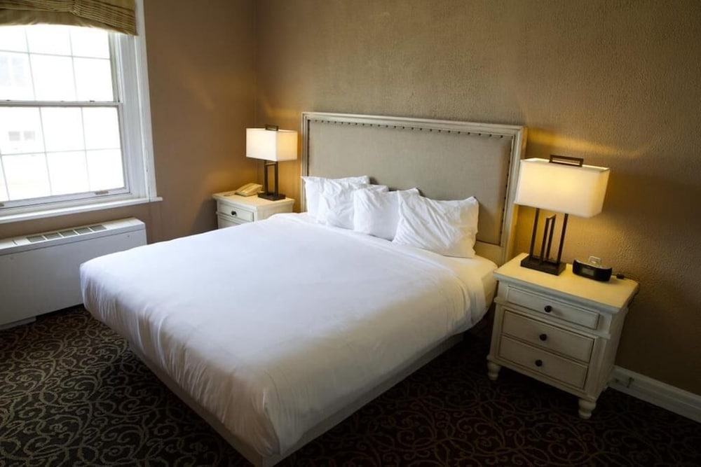 Classic Room, 1 Queen Bed, Non Smoking photo 1