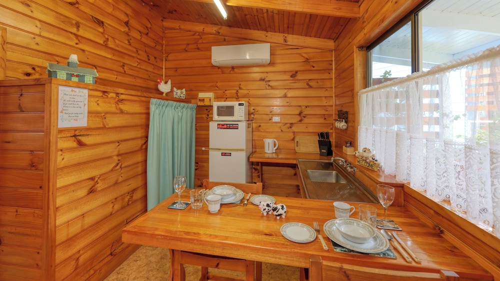 Deluxe Cottage, 1 Bedroom, Garden View photo 2