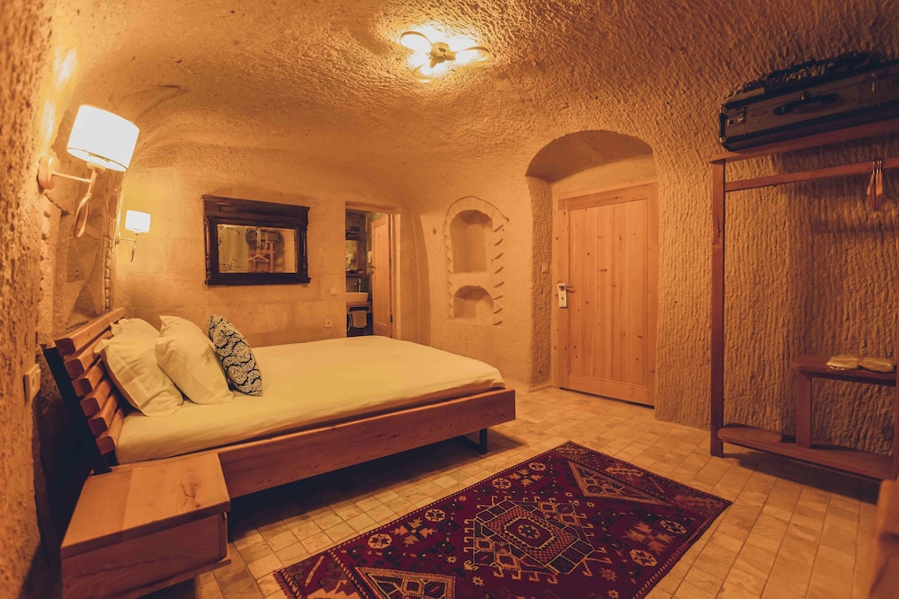 Standard Room - Photo 10