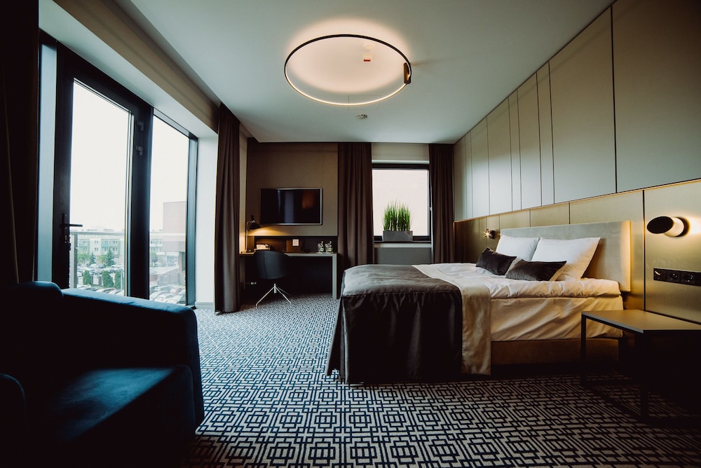 Deluxe Room - Photo 2