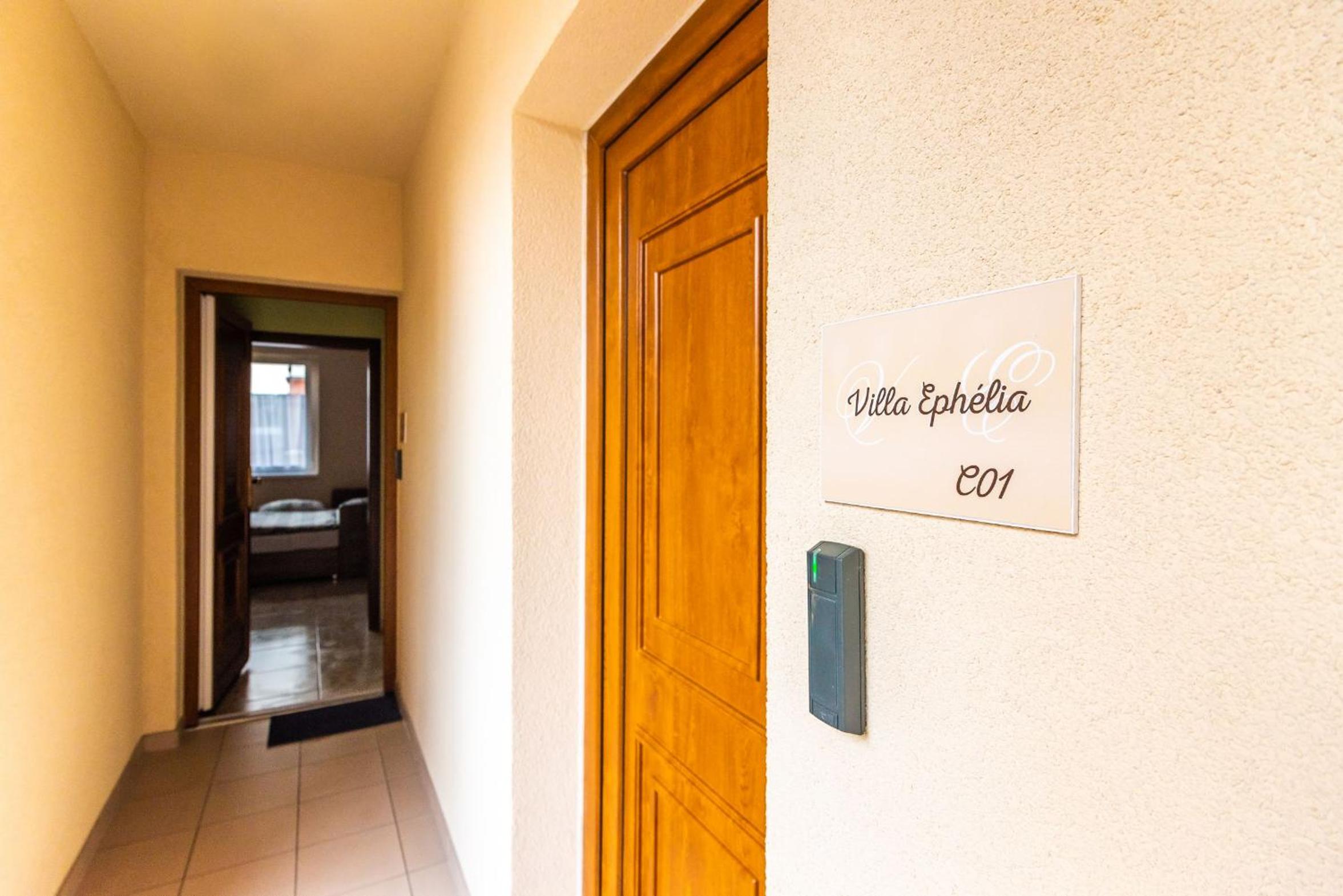 Superior Apartment photo 1