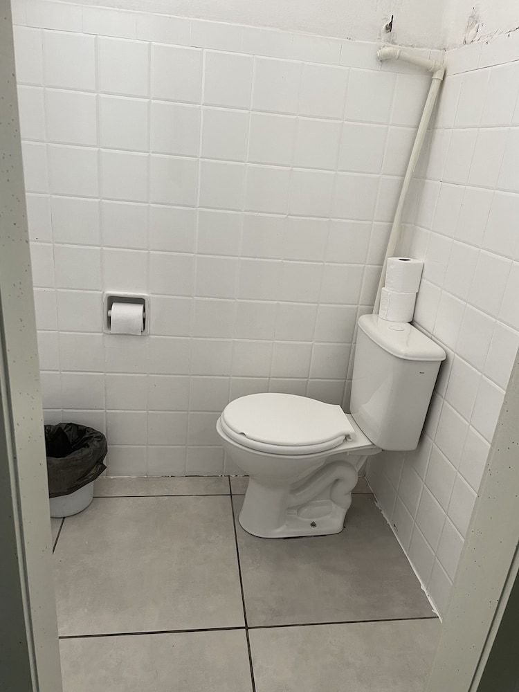 Standard Double Room - Photo 3