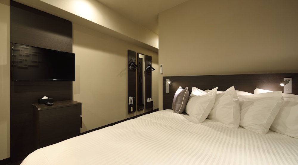 Double Room with Shower Booth