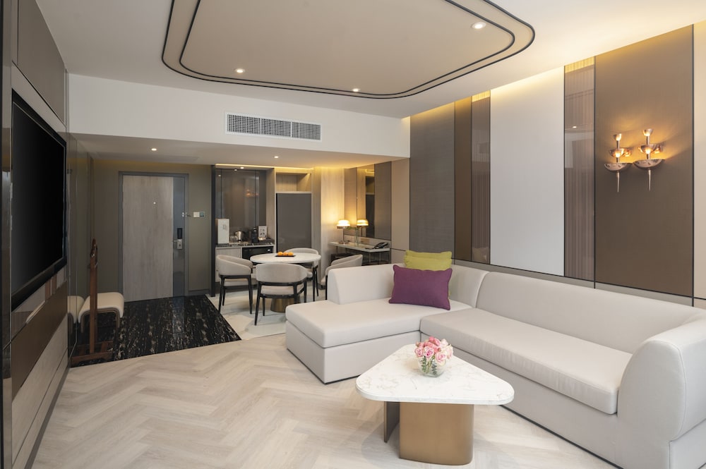Two Bedroom Grand Suite photo 3