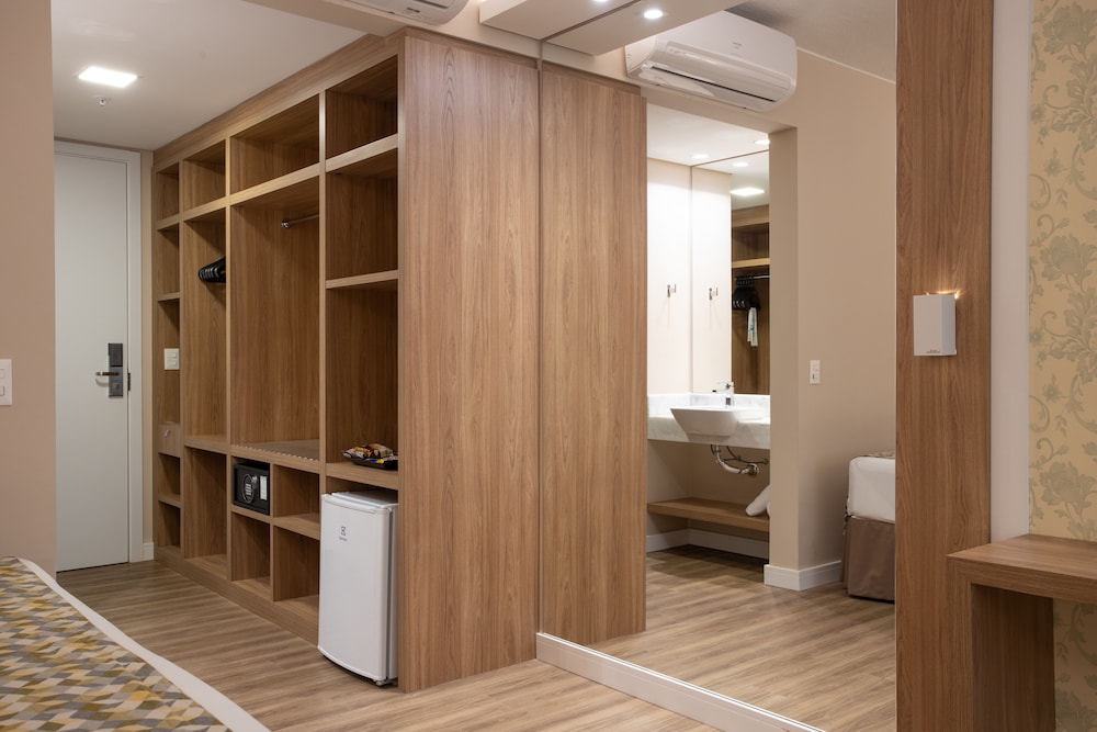 Room (Apartamento Collection) - Photo 3