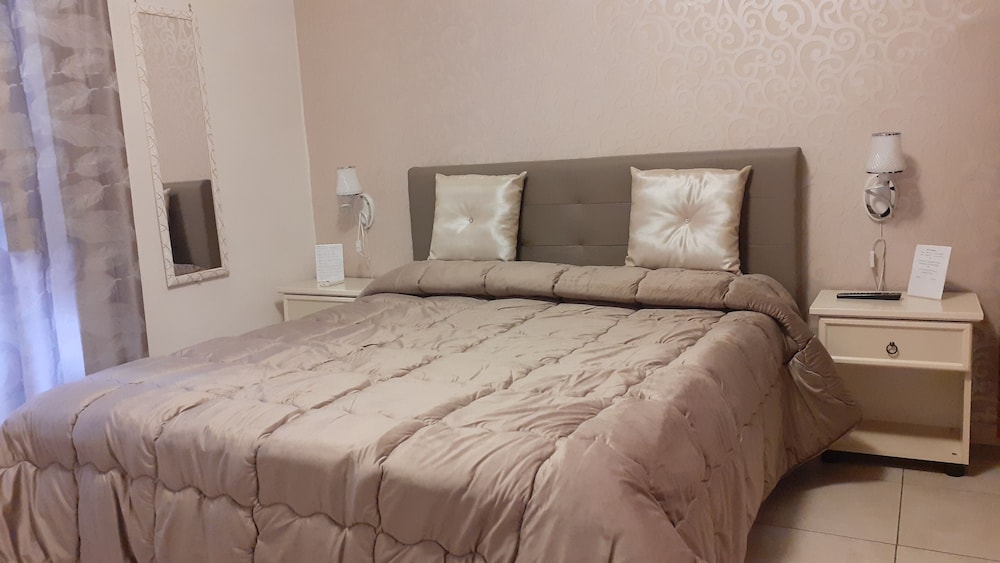 Standard Double Room, Ensuite