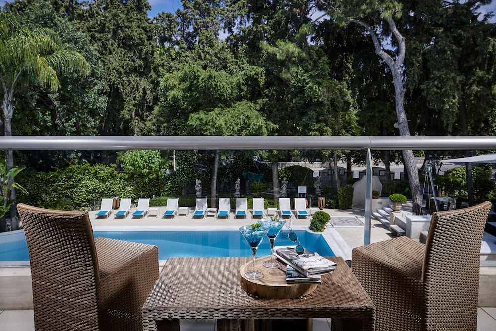 Executive Suite Park - Photo 4