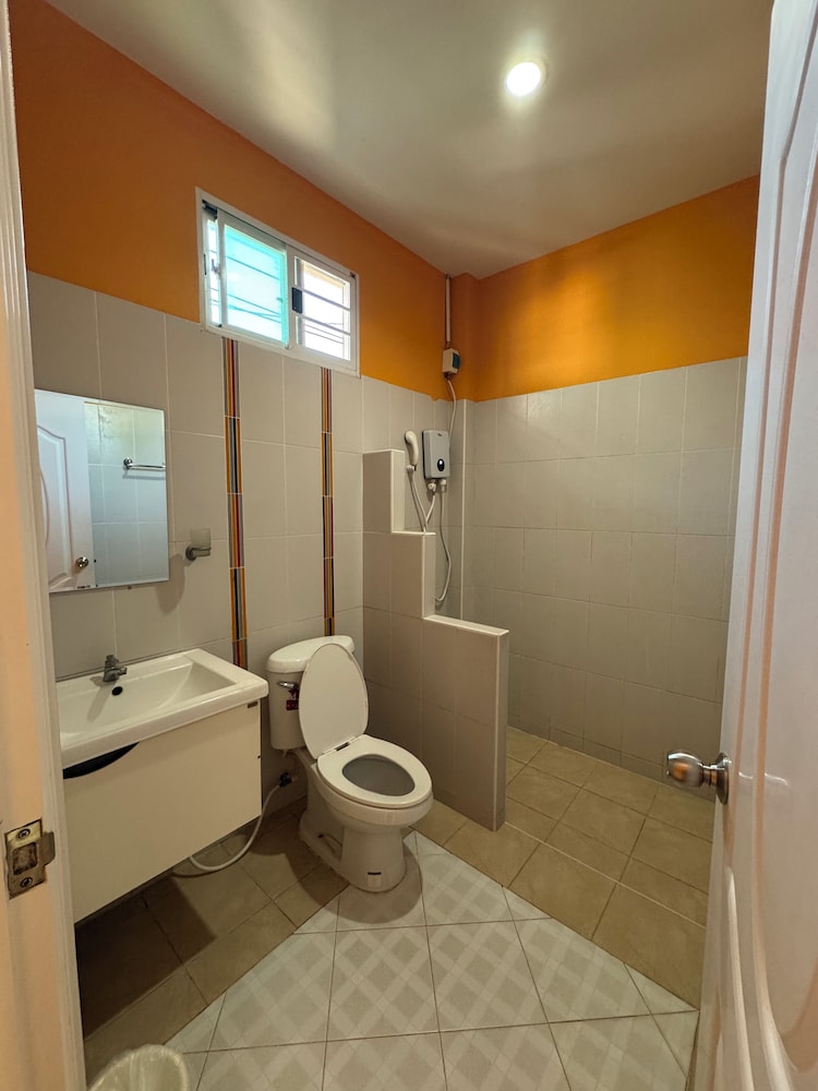 Standard Double Room - Photo 4