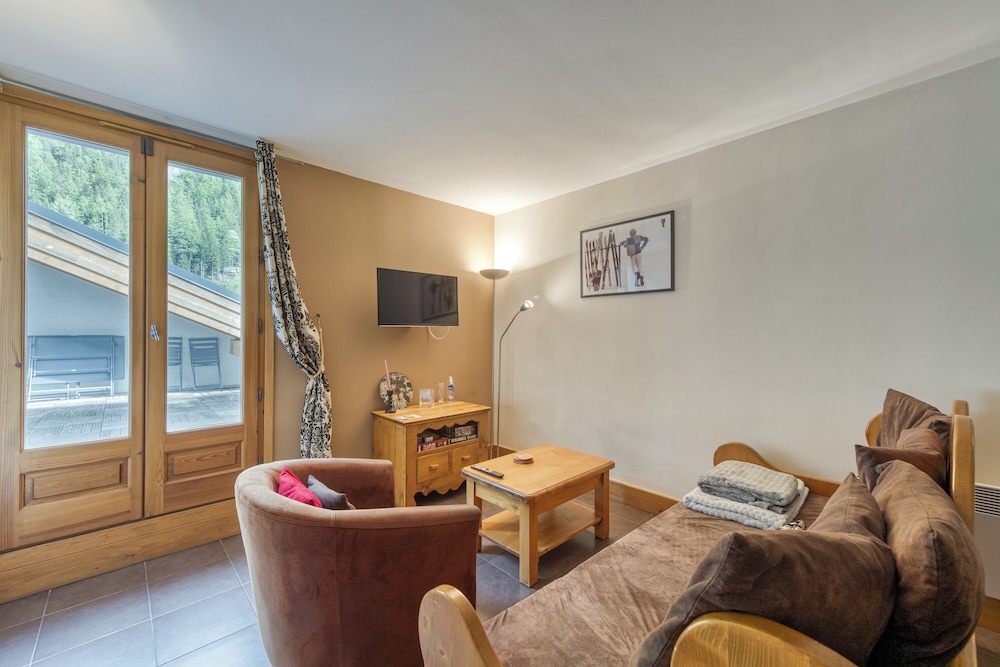 Family Apartment, Multiple Bedrooms (Vallorcine Loriaz 32 Ski In Ski Out) Family Apartment, Multiple Bedrooms (Vallorcine Loriaz 32 Ski In Ski Out)