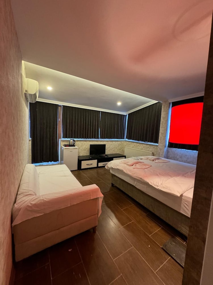 Premium Room With Balcony photo 2