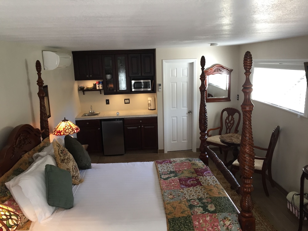 Deluxe Single Room, Non Smoking photo 3